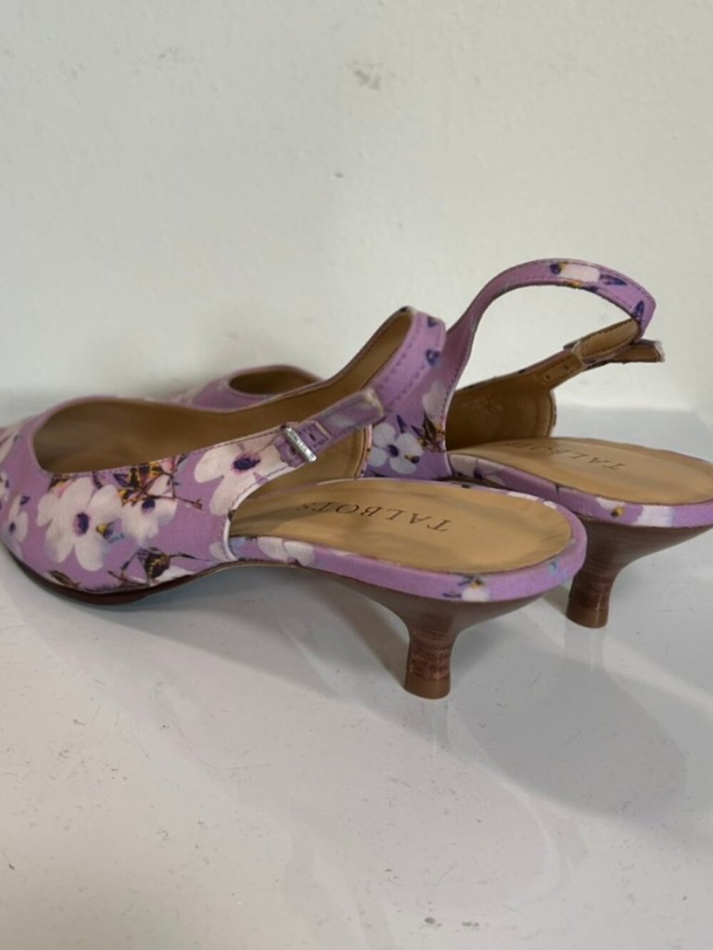 NWOT Talbots Pansy Purple Slingback Kitten Heel Floral Coquette Sz 8.5 - Picture 4 of 7